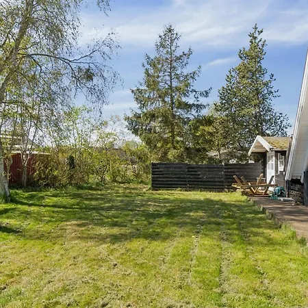 Edgar - 300m From The Sea By Interhome
